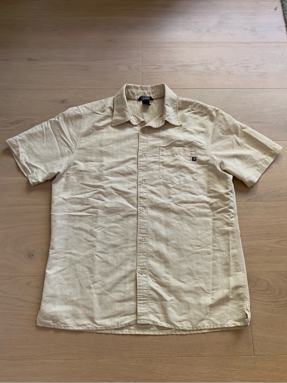 Marmot Short-Sleeve Button-Up Shirt in Cream